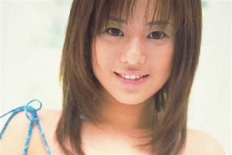 伝説のセクシー女優・蒼井そら、デビュー22周年の自撮りにファ。